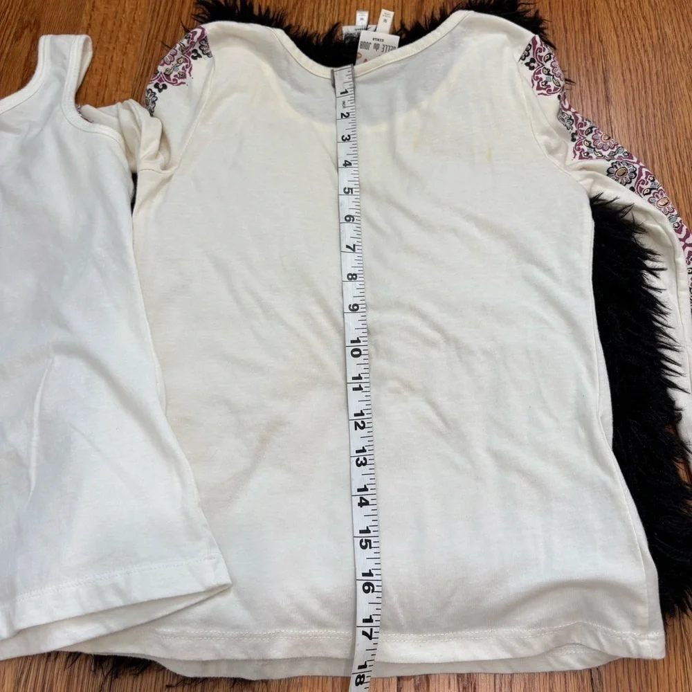 Belle Du Jour Faux Fur Vest / long sleeve Tee / tank / flare legging 4 Pcs sets